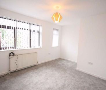 2 bedroom semi-detached house to rent - Photo 6