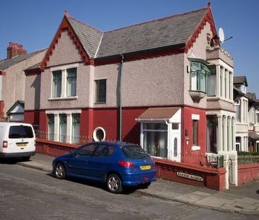 1 bedroom house of multiple occupation to rent - Photo 3