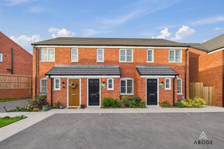 2 bedroom terraced house to rent - Photo 4