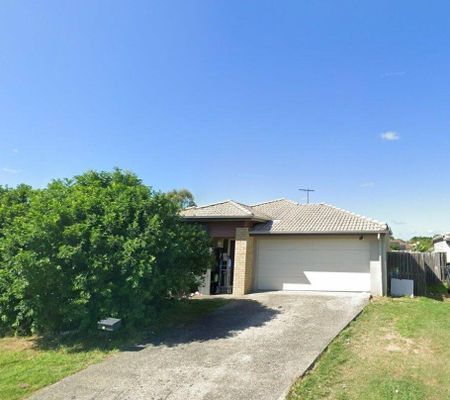 Modern Family home with large yard - Photo 3