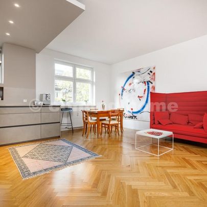 Bright modern Space - Photo 1