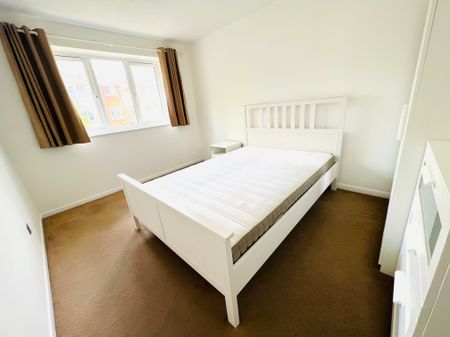 Highmoor, Maritime Quarter, Marina, Swansea, SA1 1YE - Photo 3