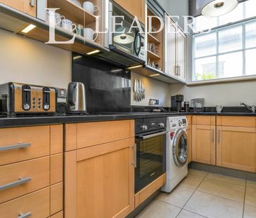 3 bedroom house to rent Montpellier House, Suffolk Square, Cheltenh... - Photo 5