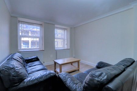 2 bedroom flat to rent, - Photo 5