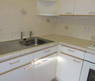 1 bedroom retirement property to rent - Photo 1