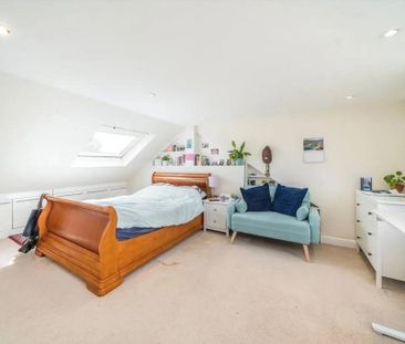 4 bedroom terraced house to rent - Photo 2