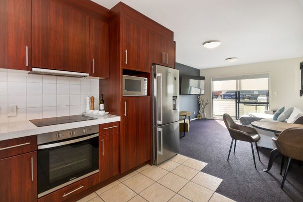 two-bedroom apartment - Photo 1