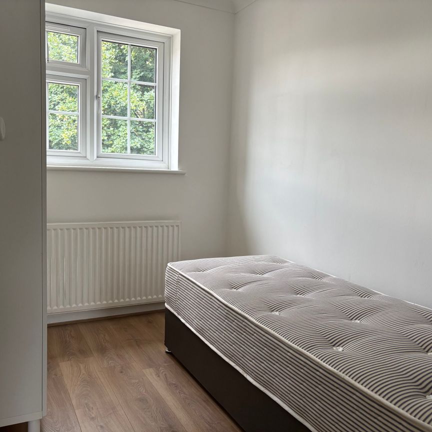 Villier Street, Uxbridge - Photo 1