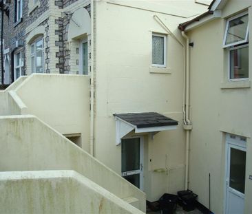 Ellacombe Church Road, Torquay, Devon, TQ1 1LN - Photo 2