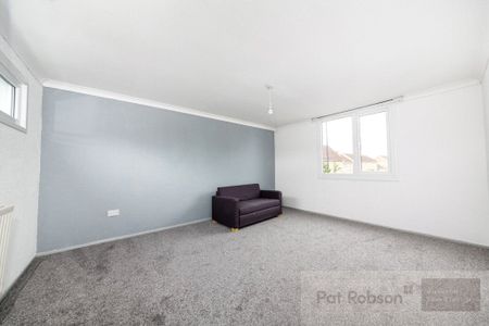 Chesters Avenue, Newcastle Upon Tyne - Photo 3