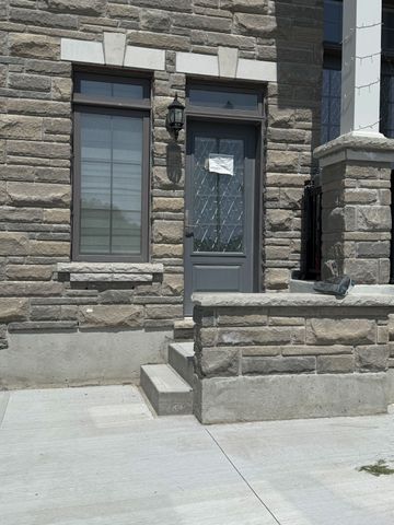 For Lease - 46 James Walker Avenue, Caledon, Ontario - Photo 4