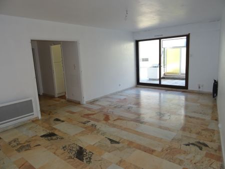 Location Appartement 3 pièces 73m² MONTPELLIER 34000 - Photo 2