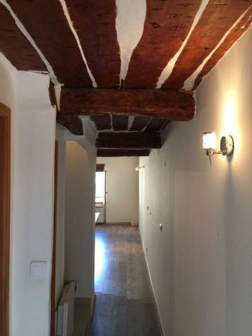 Location Appartement 2 pièces 37m² VINS SUR CARAMY 83170 - Photo 3