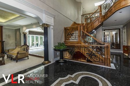 House in Vancouver West Side, BC - Photo 2
