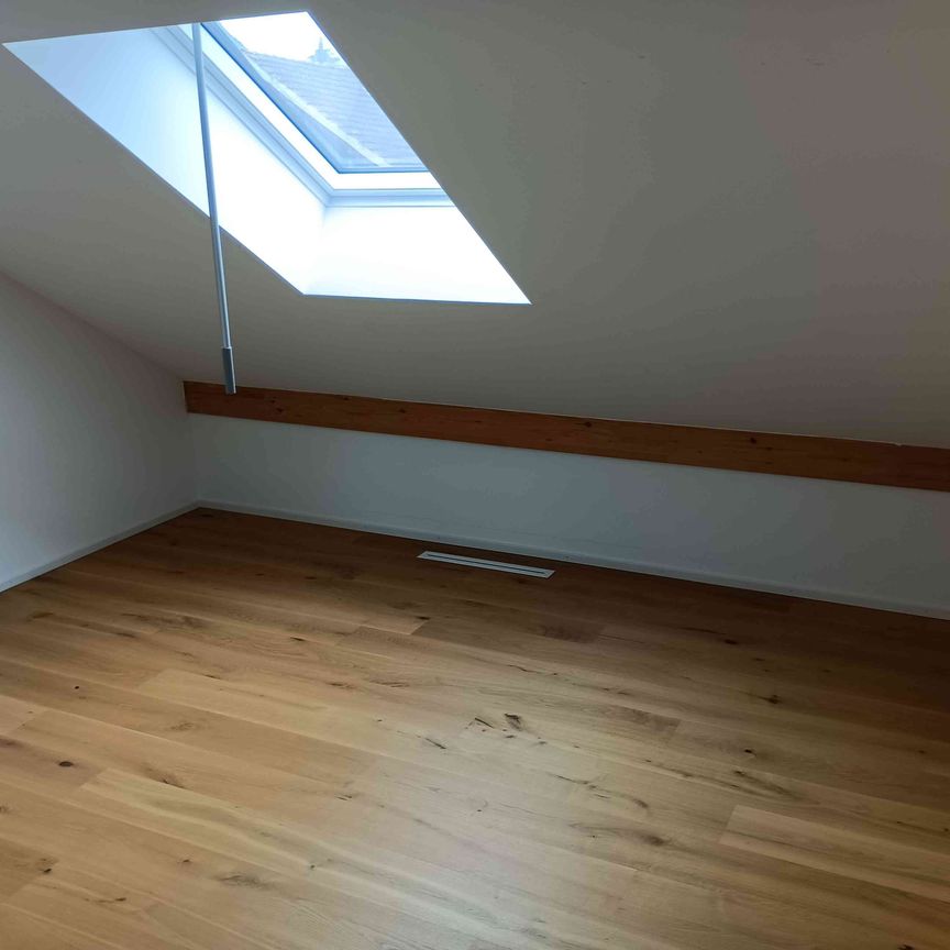 5.5 Zimmer, 144 m², 1. Stock - Photo 1