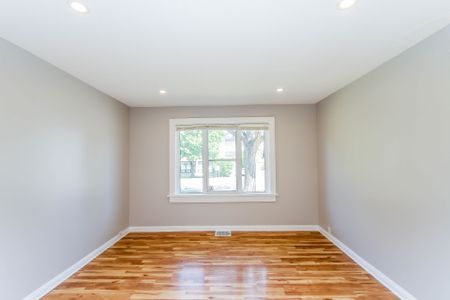 For Lease - 448 Pleasant Park Road, Alta Vista and Area, Ontario - Photo 4