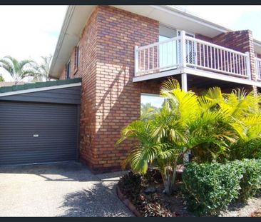 Ideal for mature aged person - Photo 1