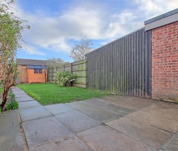 3 bedroom terraced house to rent - Photo 4