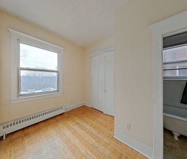 355 Elgin Street - C - Photo 2