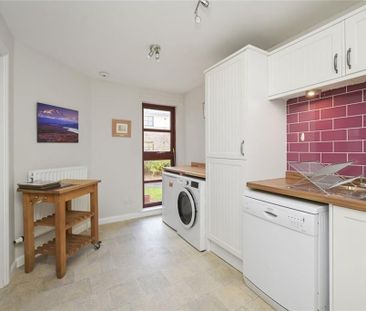 2 Bed Flat, East Werberside, EH4 - Photo 2