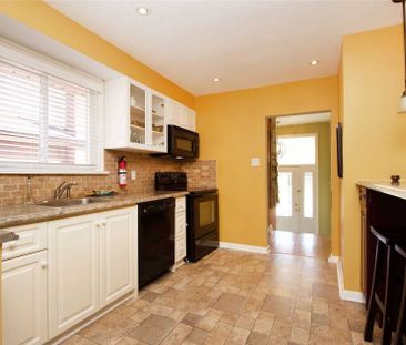 For Lease - 38 Rochman Boulevard, Toronto, Ontario - Photo 6