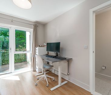 Brennanstown Square, Cabinteely, Dublin 18, D18 F903 - Photo 2