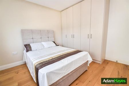 4 bedroom end of terrace house to rent - Photo 3