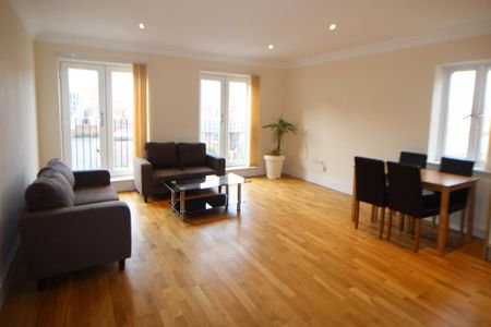 2 bedroom apartment to rent - Photo 3