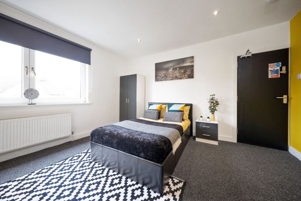 Marlborough Road, Nuneaton, CV11 5PG - Photo 1