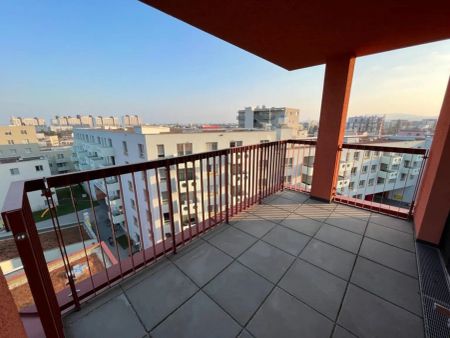 Helle 3-Zimmer-Wohnung mit schönem Ausblick - Geräumiges Wohnzimmer - Photo 3