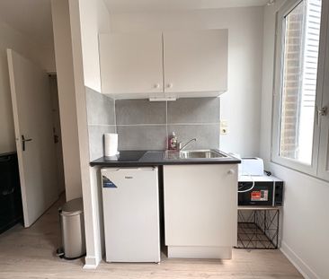 Location Appartement 1 pièce 12m² AMIENS 80000 - Photo 1