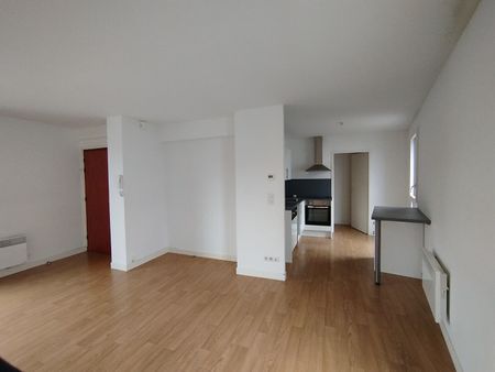 Location Appartement 3 pièces 63m² LILLE 59260 - Photo 5