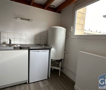 Location Appartement 2 pièces 19m² - Photo 2