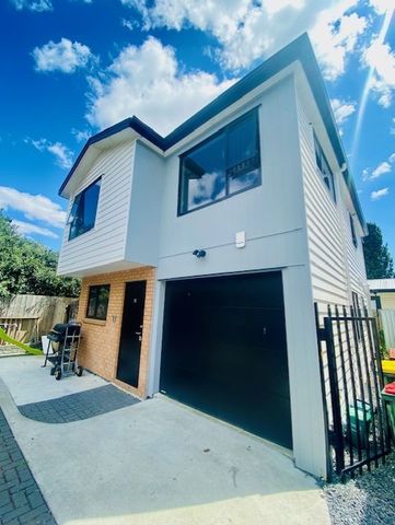 PAPAKURA, 3 BEDROOMS - Photo 4