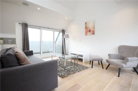 Ealing Green, London, W5 5ED - Photo 3