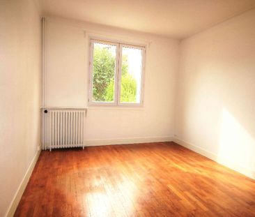 Location Appartement 5 pièces 116m² - Photo 3