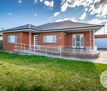 14 Inglis Street, Lake Albert NSW 2650 - Photo 5