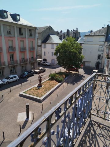 Location Appartement 1 pièce 25m² BAGNERES DE BIGORRE 65200 - Photo 5