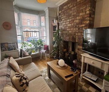 17 Farnham Street, Belfast, BT7 2FL - Photo 2