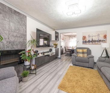 3 bedroom semi-detached house to rent - Photo 2