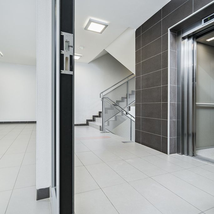 Dla grupy studentów | 3 niezależne pokoje + balkon - Zdjęcie 1