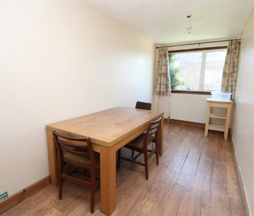 5 bedroom townhouse to rent - Photo 2