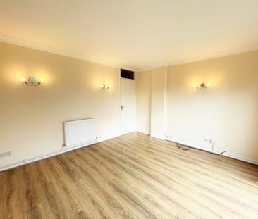1 bedroom ground floor flat to rent - Photo 4