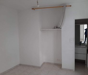 Location - Appartement T2 de 26 m² au RDC d'un immeuble de ville avec un cellier privatif - Photo 3