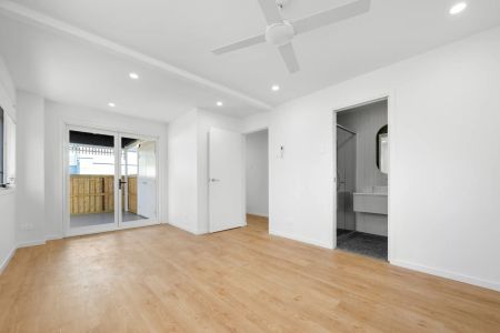 FRESHLY RENOVATED CHARACTER HOME WITH CITY VIEWS - Photo 4