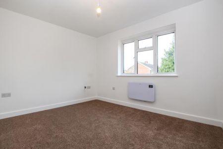 3 bedroom terraced house to rent - Photo 2