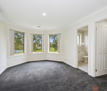 Luxury Living - Photo 4