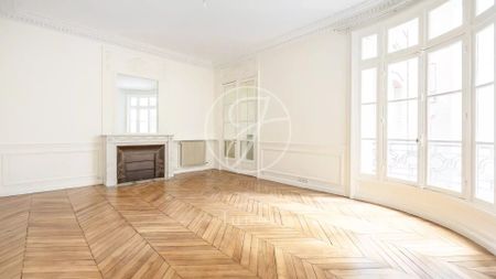 Tout savoir sur cet appartement dans le quartier Gros Caillou, à Paris 7ème - Photo 5