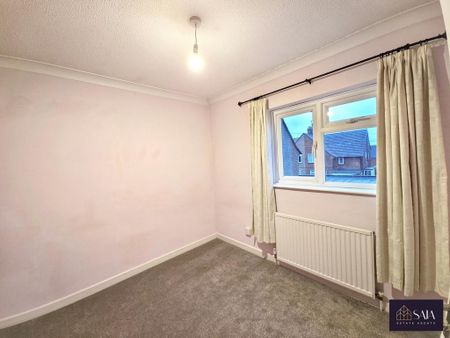 3 bedroom semi-detached house to rent - Photo 2