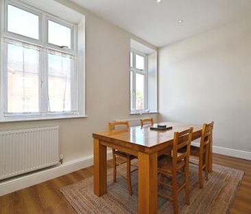 4 bedroom terraced house to rent - Photo 4